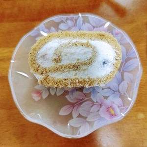 しっとりほろ苦♡抹茶ロールケーキ